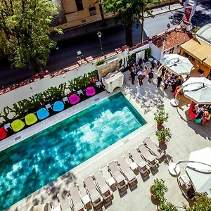 Los Angeles & Spa Hotell